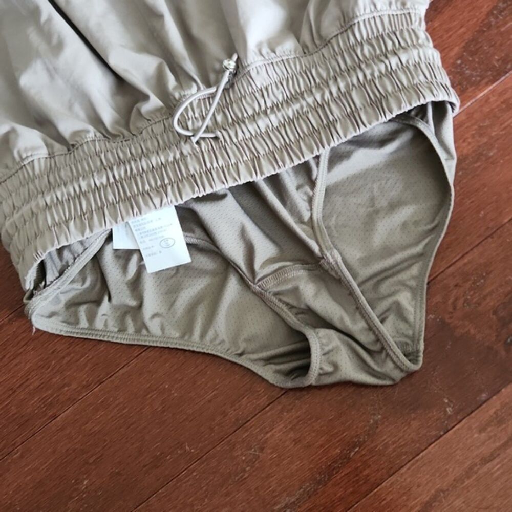 Abercrombie & Fitch Ypb Motiontek Lined Flyaway S… - image 4